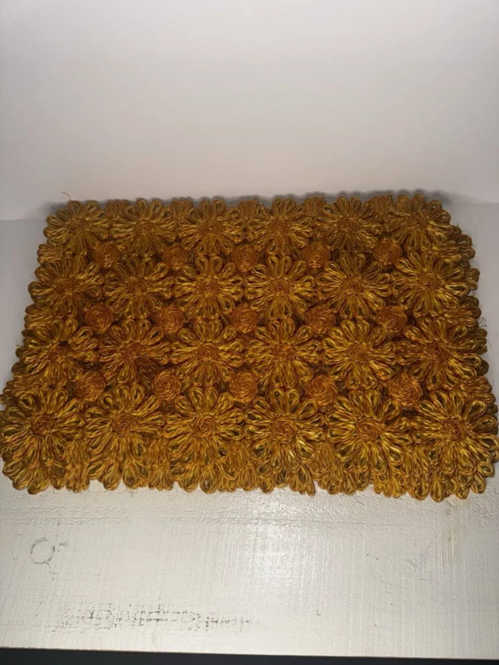 Vintage Woven Rattan Straw Flower Placemats Set 4 Yellow Daisy Retro Boho Table
